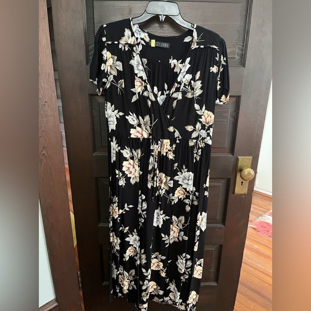 Christy Dawn “Dawn Dress”. o/s in black floral. Very gently used, like new.
